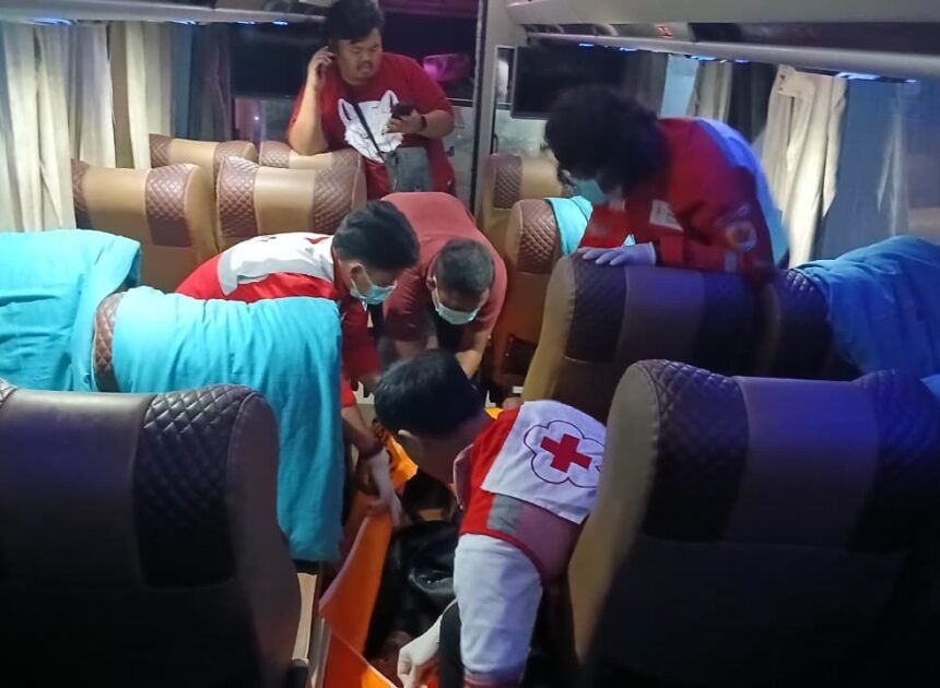 Penumpang Bus Garuda Mas Ditemukan Meninggal di Garasi Purwodadi, Diduga Serangan Jantung