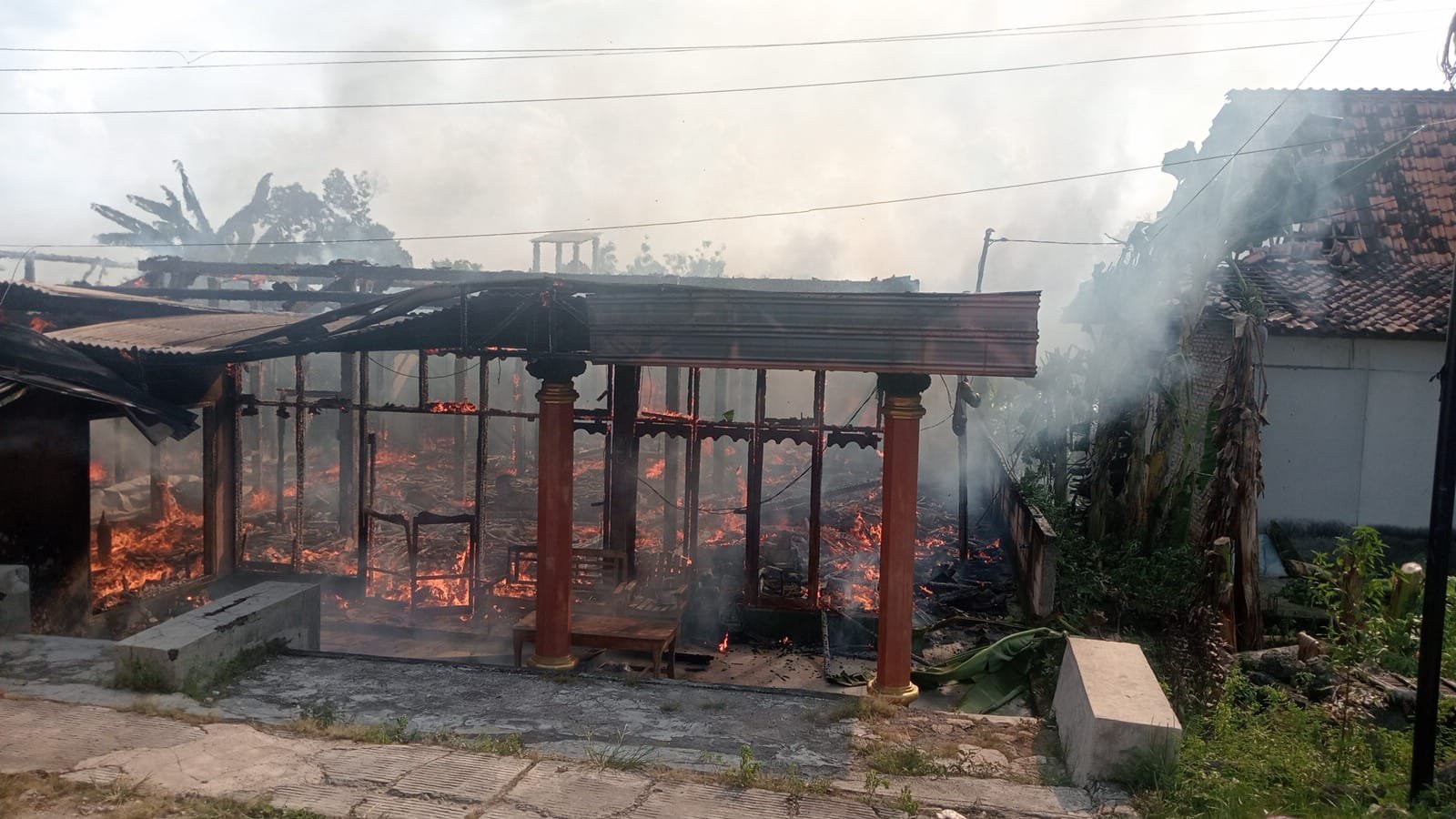 Rumah di Plosorejo Terbakar, Diduga Instalasi Listrik Tak Standar