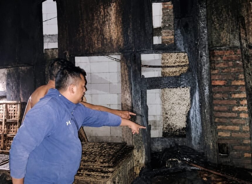 Bara Tungku Penggorengan Diduga Picu Kebakaran Tempat Produksi Tahu di Grobogan